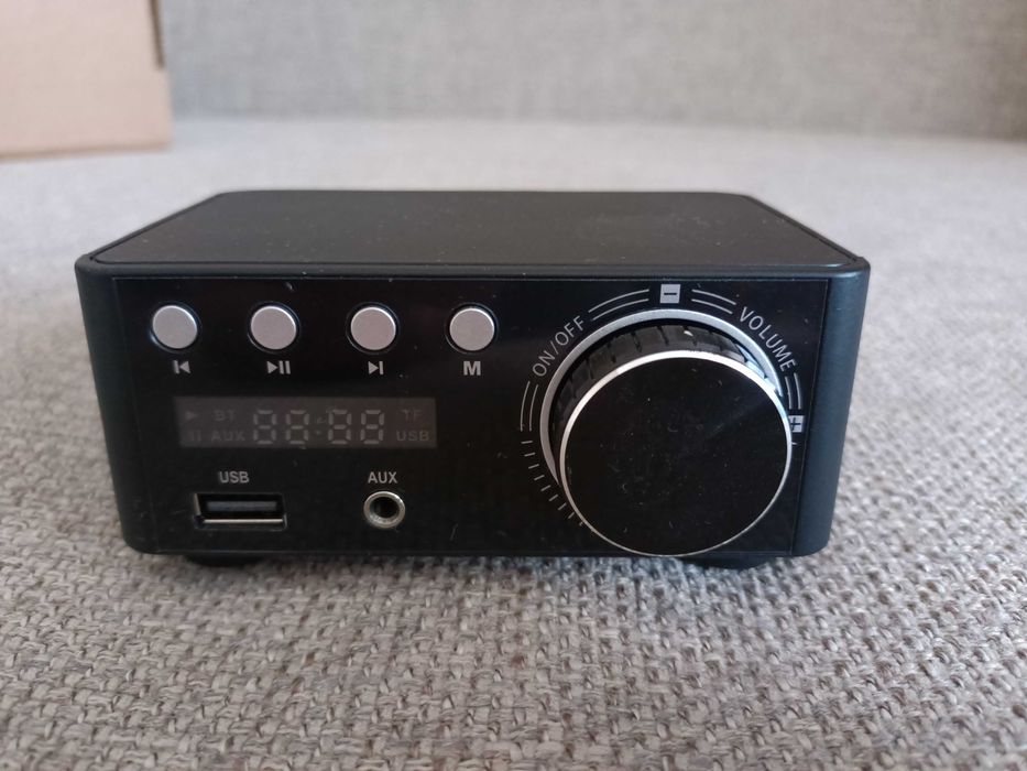 Усилитель D класса с акустикой.