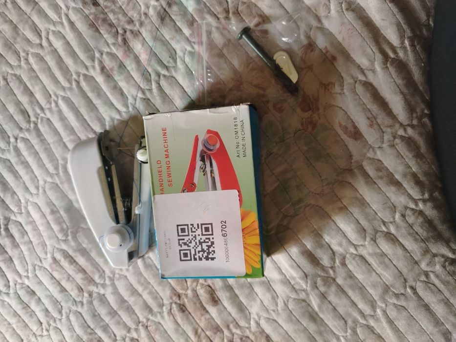 Машинка ручная для шитья