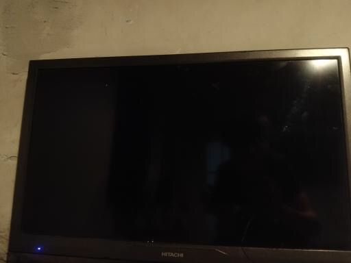 Vand televizor hitachi