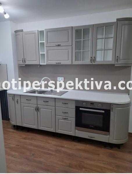 Продава се Двустаен апартамент в Пловдив, Кючук Париж - 65 кв.м за 1970 €/кв.м - Снимка #1