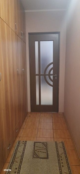 Apartament cu balcon și parcare, 3 camere, 67mp
