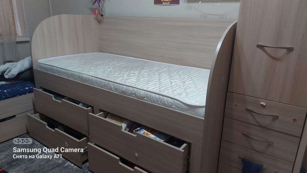 Продаётся детская кровать высокая