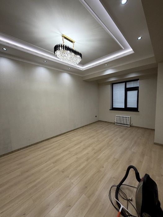 chilanzar Uchtepada joylashgan DEPO MALL 4 etaj 70kv