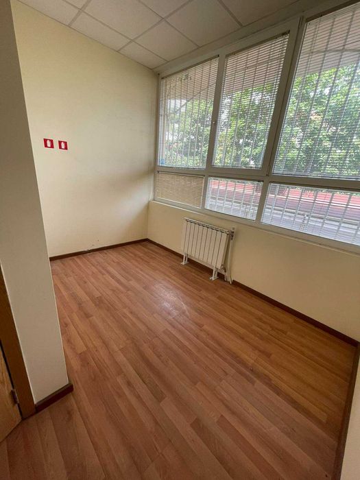 Продава се Офис в София, Младост 1 - 182 кв.м за 1511 €/кв.м - Снимка #5