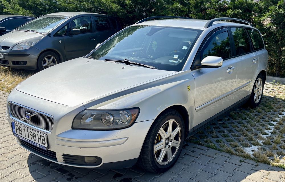 Продавам Volvo V50 т5
