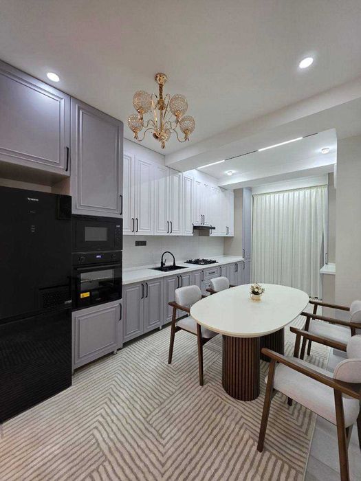 Продается квартира в Яккасарайском районе Новостройка 3-х комнат 4-эт