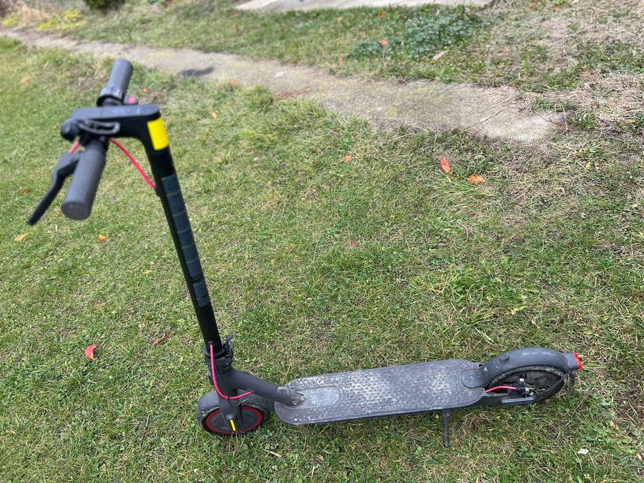 Trotineta xiaomi 2 pro este de vânzare!!