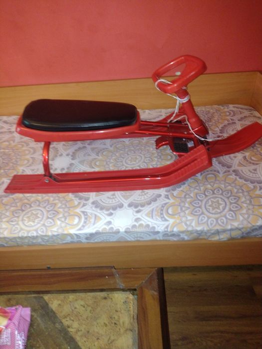 Шейна Чук и Гек продавам