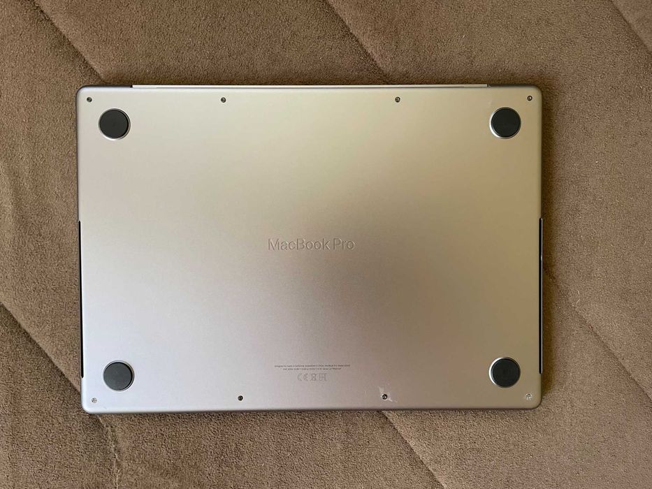 14,2" MacBook Pro M3 Pro A2992(2023) Space Gray