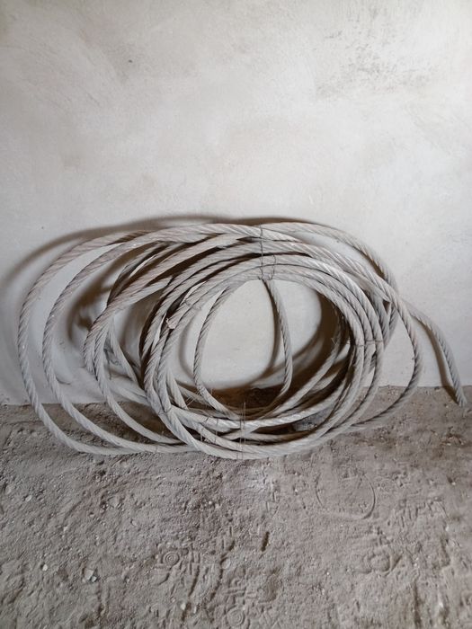 Продаётся тросс стальной