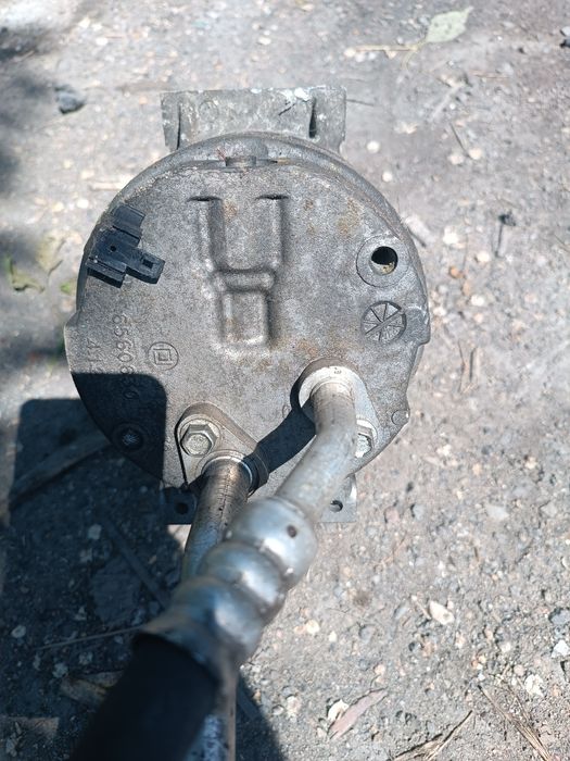 Компрессор кондиционера. К 4 М. Оригинал.