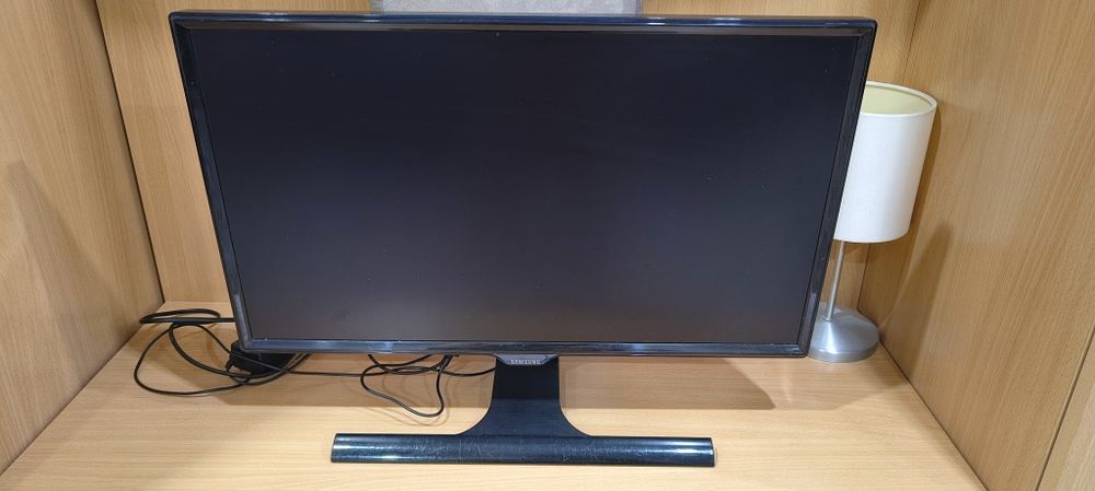 Монитор Samsung 24"