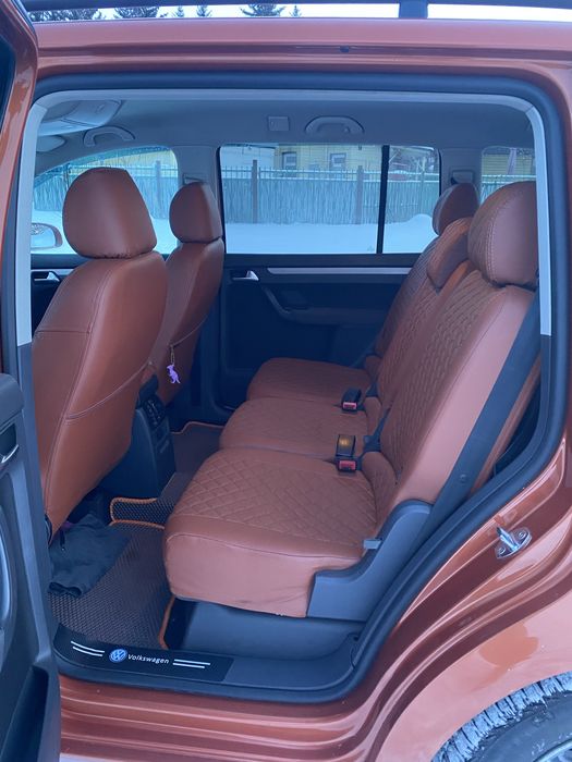 Продам Volkswagen Touran 2008г