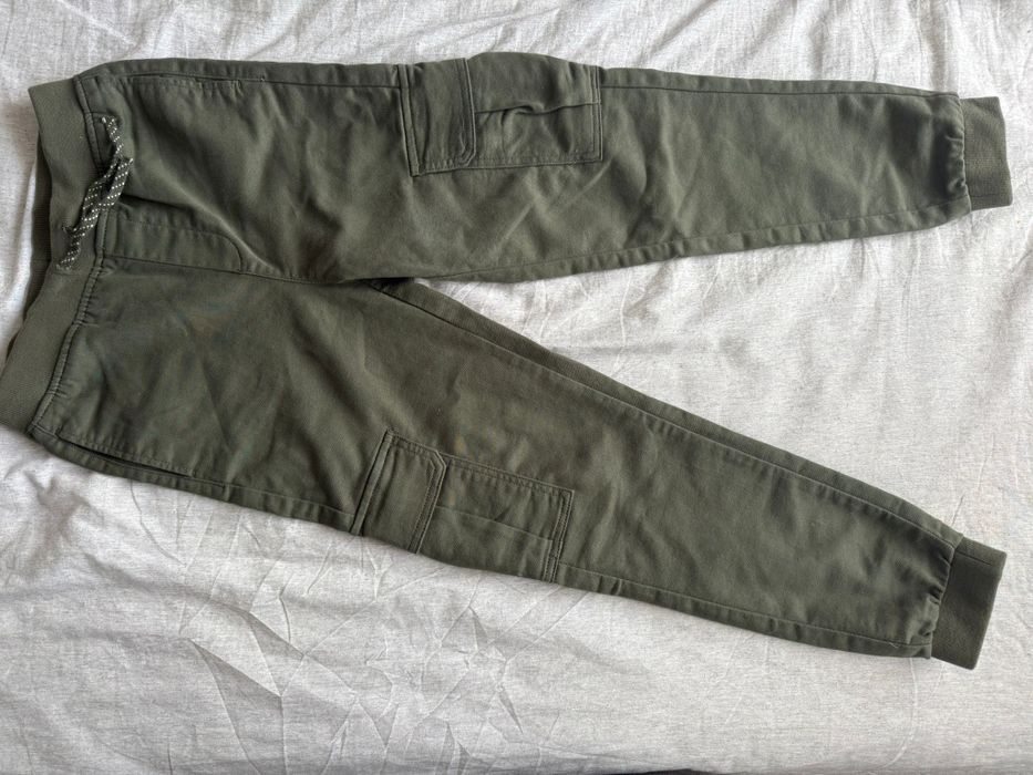 Pantaloni baieti 9-10y H&M