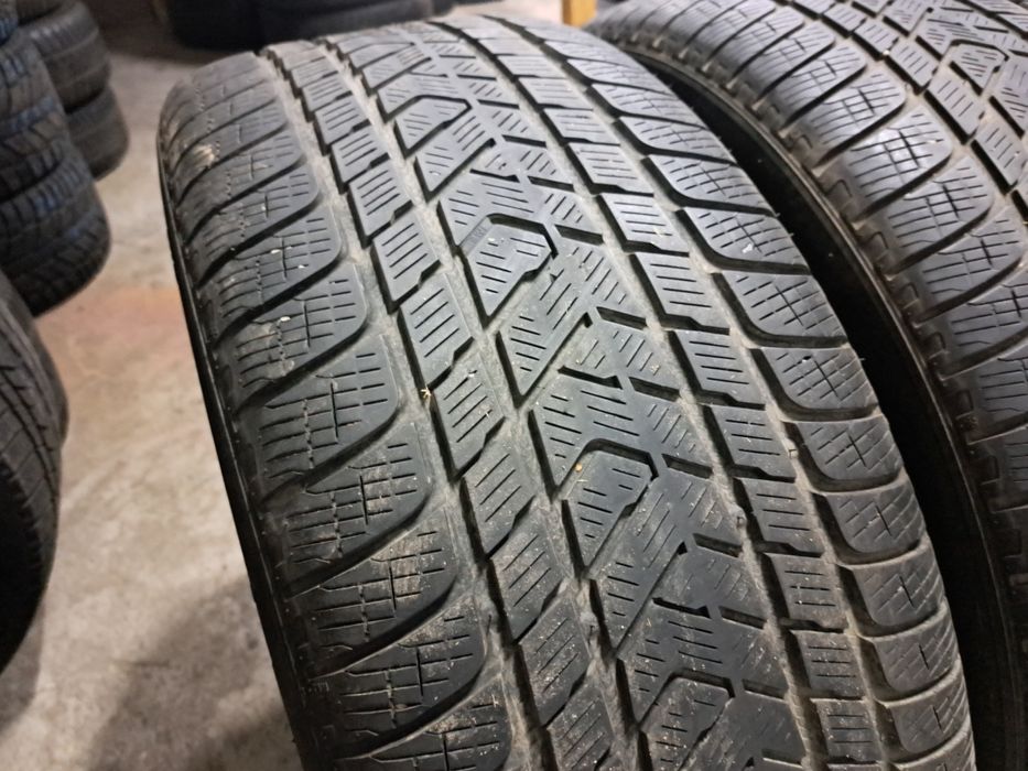 2 anvelope 285/45 R22 Pirelli