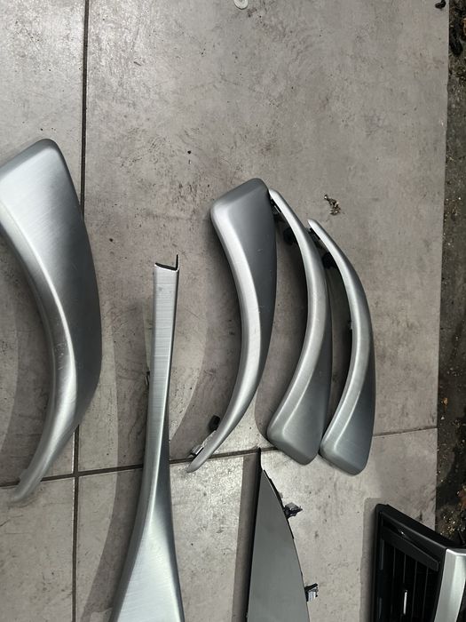 Интериорни лайстни бмв 1 ф20 ( interiorni laistni bmw 1 f20 )