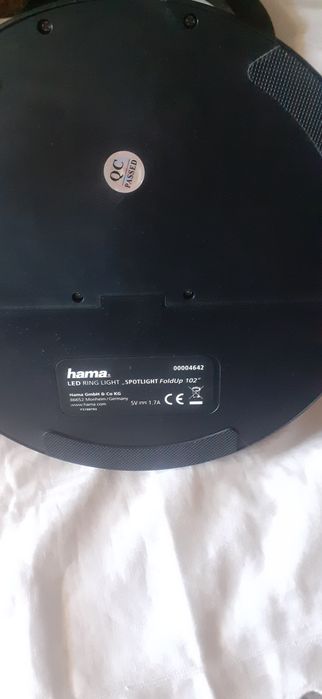 Hama ring light.