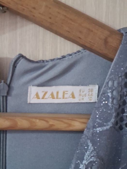 Вечерние платье серо-синего цвета ,блестящее