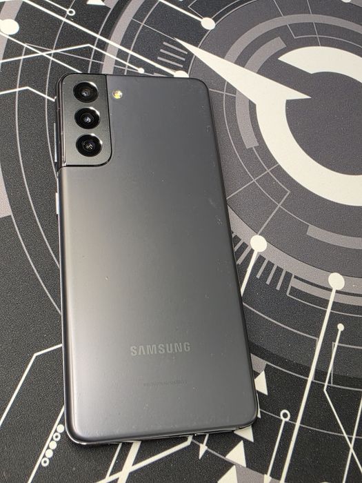 Telefonul Galaxy S21 5G
