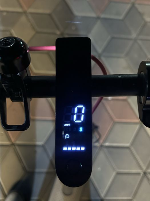 самокат xiaomi m365