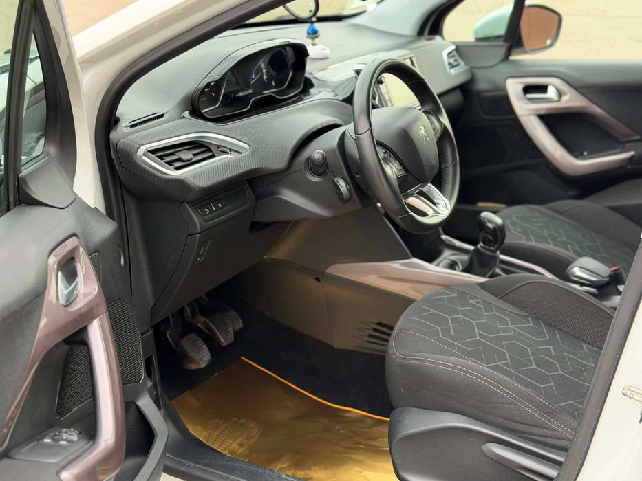 Peugeot 2008 1.2 THP  Puretech 110CP