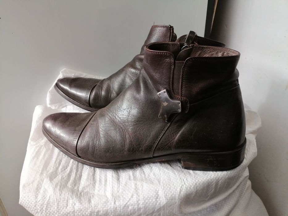 Продам кожаные сапоги.