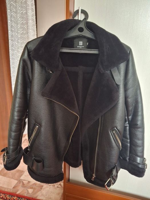 Женская дубленка