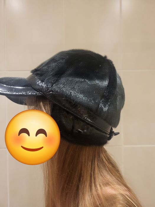 Черная норковая кепка