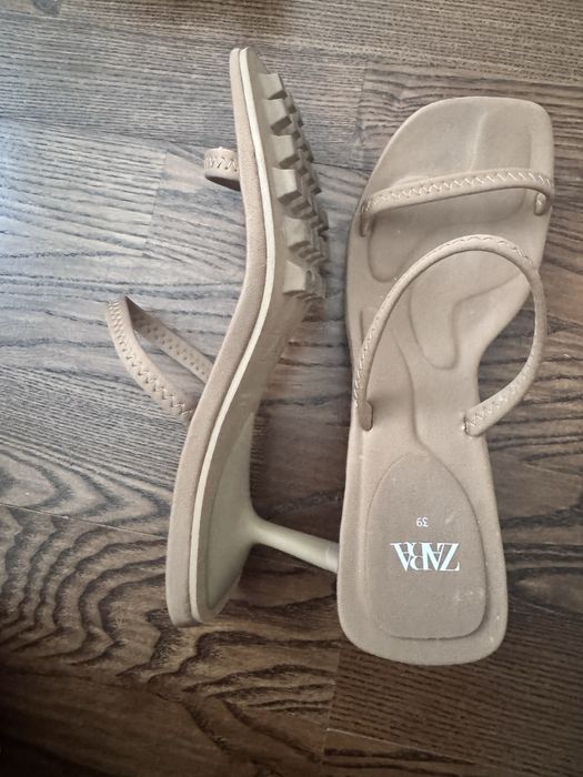 Шлепанцы Zara, 39 размер