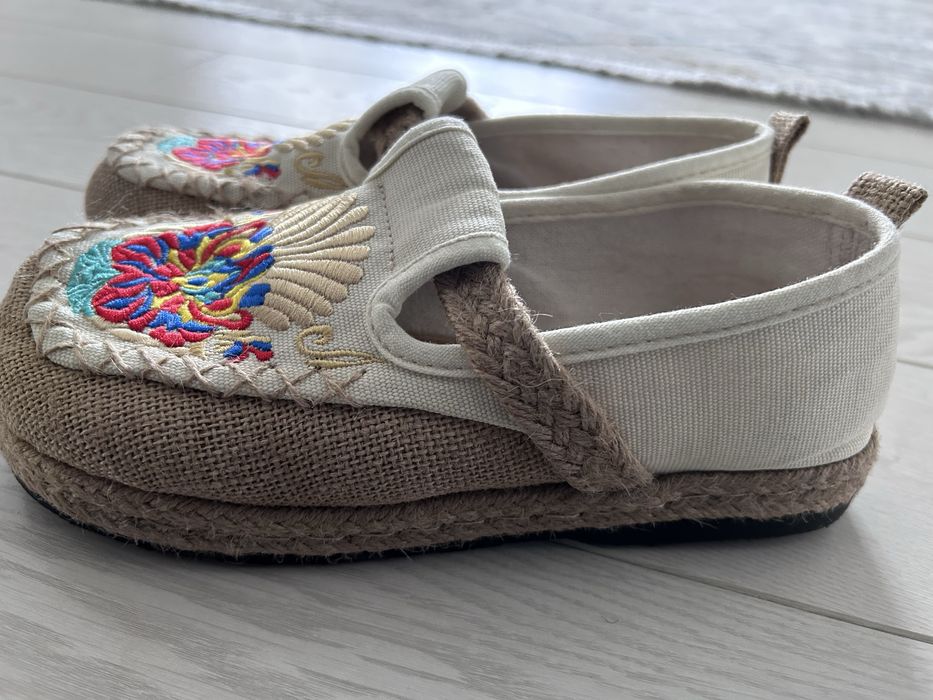 Обувь женская размер 37