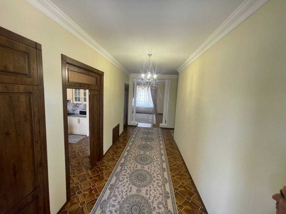 уй сотилади. Дормонда 6 сотих замонавий, новостройка килиб курилган.