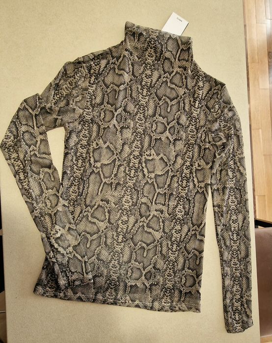 Дамско поро на "MANGO"