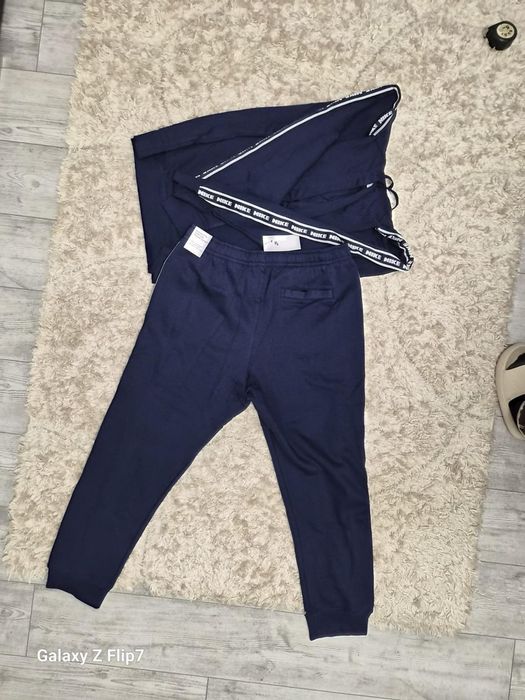Vind Trening Nike mărimea XL