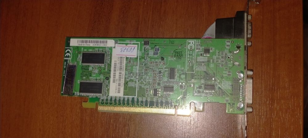 Видеокарта для компьютера.