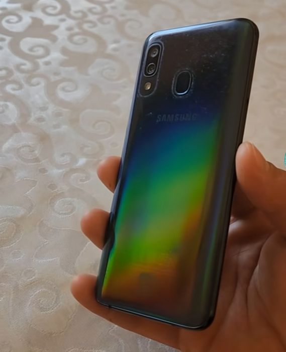 А 40 сатылады  қара