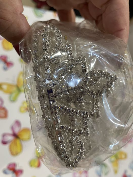 Продам диалемы со стразами новые