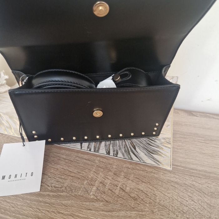 Дамска чанта на MOHITO