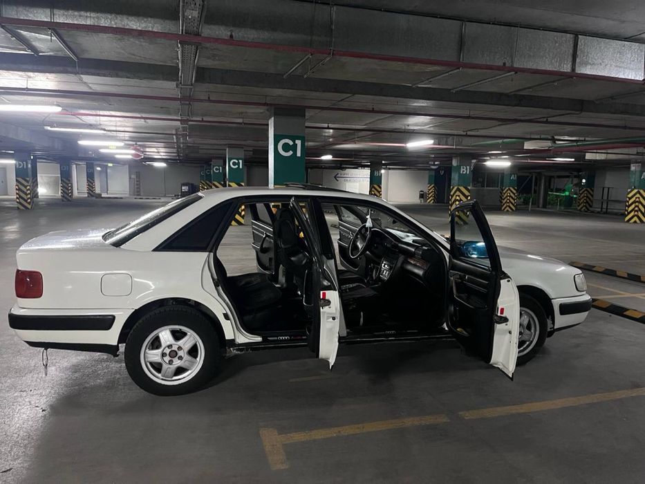 Ауди 100 С4 продам