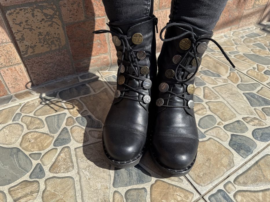 Дамски боти естествена кожа