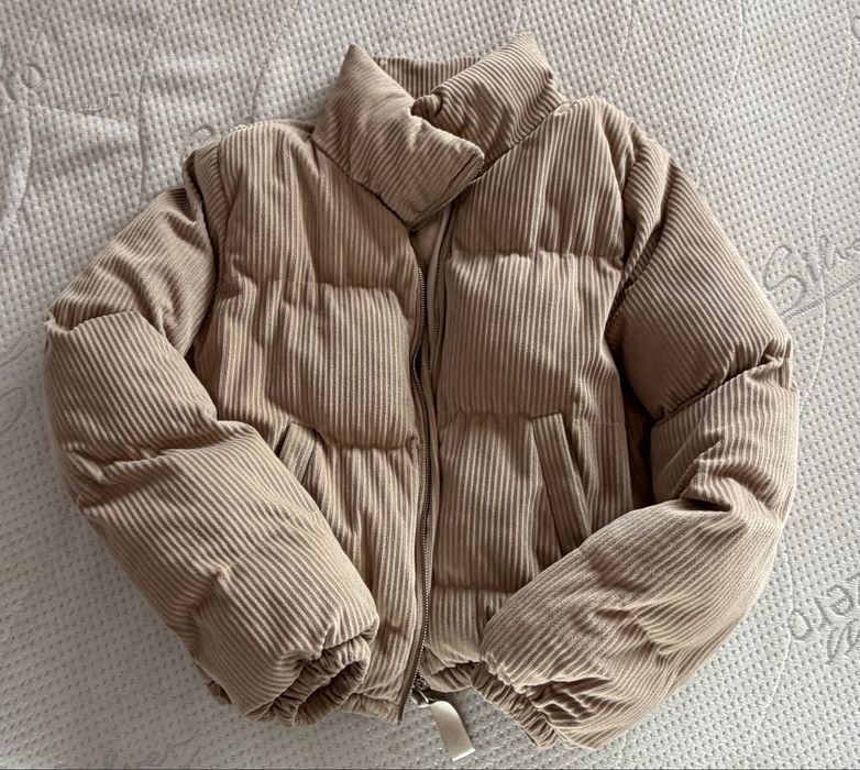 Яке в бежов цвят, xs/s размер