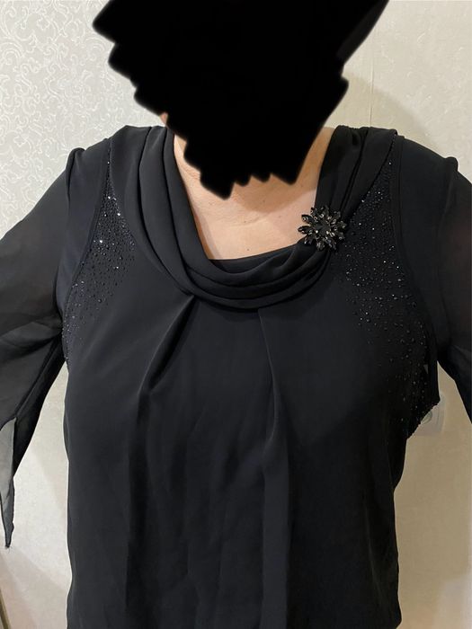 Костюм женский праздничный