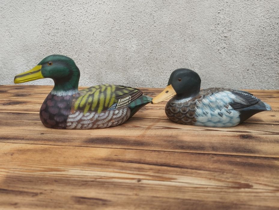 Ръчно изработено и боядисано дървено пате