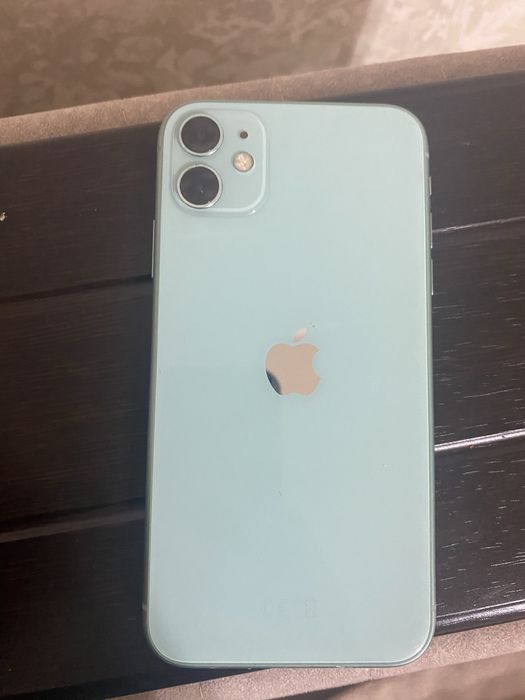 Продам Apple iPhone 11