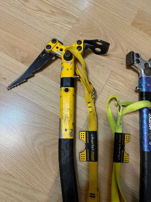 2 броя Пикели Charlet moser /ледокоп/