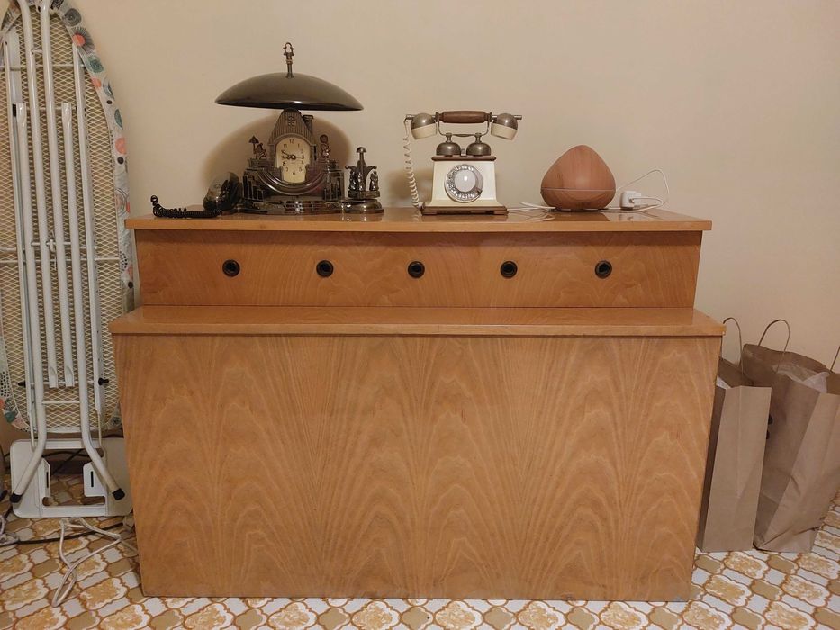 Ракла. дървена масивна ретро ракла