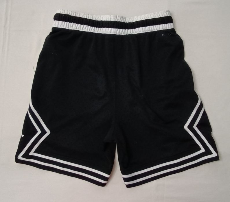 Jordan AIR Nike Diamond Shorts оригинални гащета S Джордан Найк черни шорти спорт