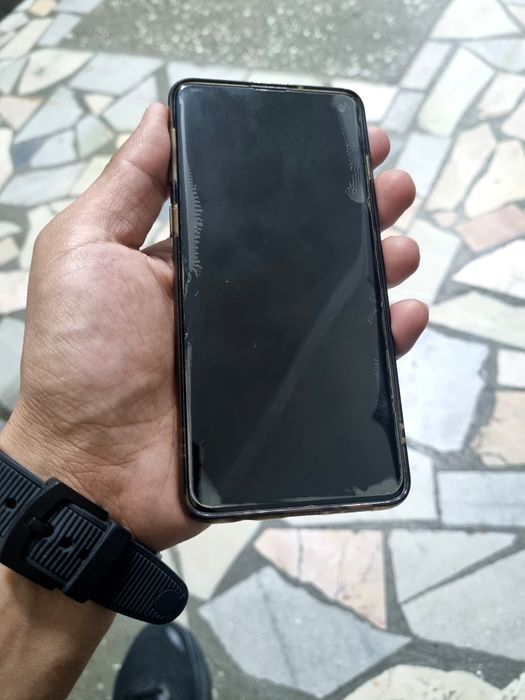 Продается Samsung S10 Vetnam