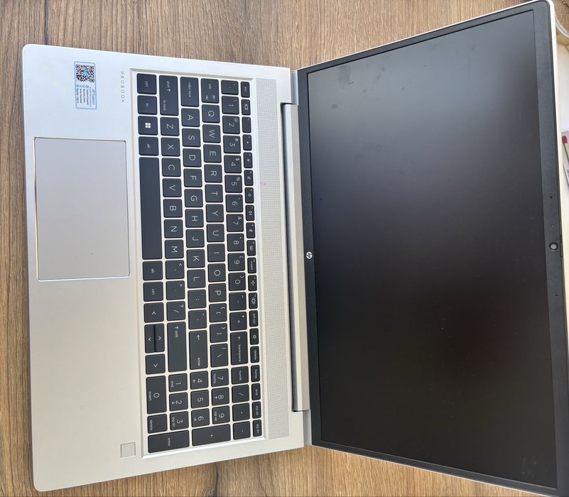 Laptop HP ProBook 455 G10 cu procesor AMD Ryzen™ 5 7530U