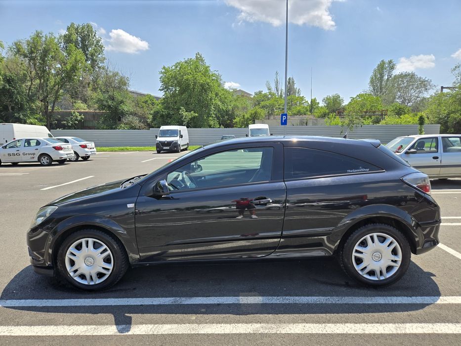 Opel Astra GTC 1.9 CDTI 150 CP Xenon Buton Sport 6 Trepte Propietar