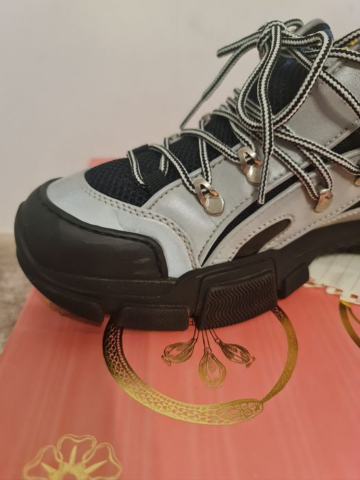 Vând - Sneakersi Gucci - Flashtrek Reflective - mărime 42